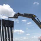 Extendable Boom for sale Lifting Gate - Rockland Manufacturing